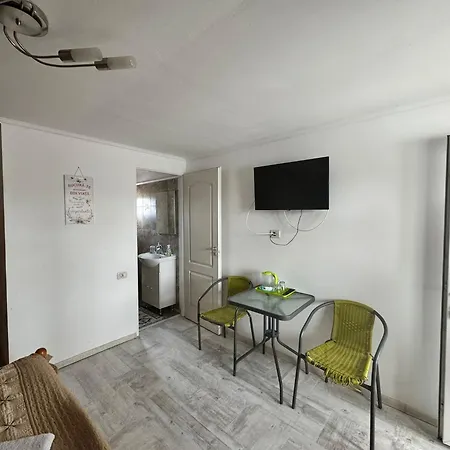 Individuale Cu Baie Proprie In 3* טימישוארה