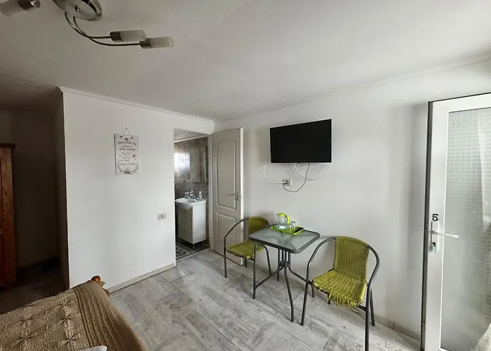 Individuale Cu Baie Proprie In 3* Τιμισοάρα